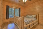 Ellijay River Retreat - Lower Level Bedroom